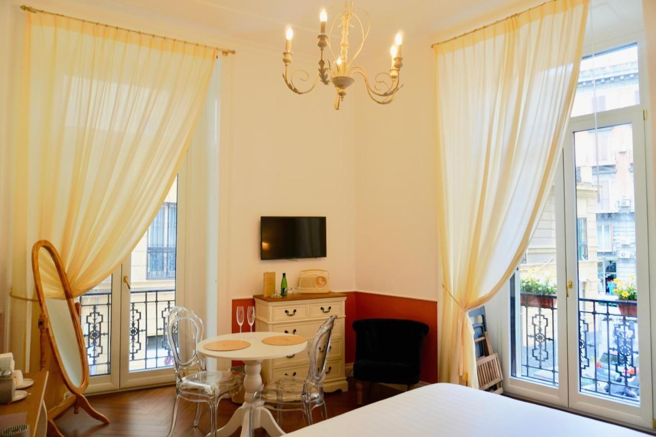 Macchiato Suites Boutique Guest House Napoli Bagian luar foto
